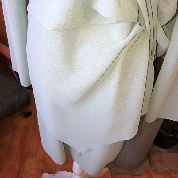 VIRGO SIZE 6 SAGE GREEN 3 TIERED DRESS WITH SHEER SLEEVES AND SPLIT BACK SEE PIC - Picture 6 of 11